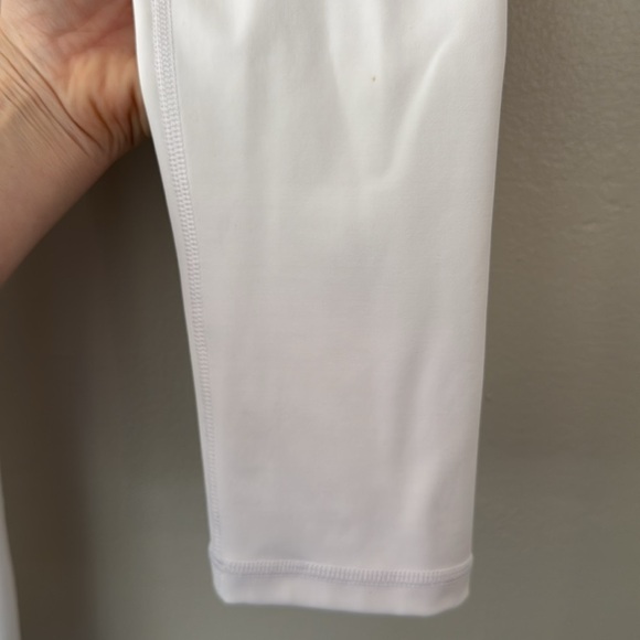 Athleta Elation Capri - White - XS. 2 - Picture 4 of 7